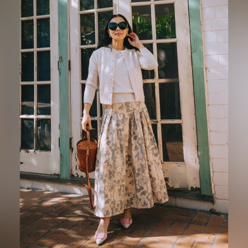 Zara Floral Midi Skirt in Beige and Gray